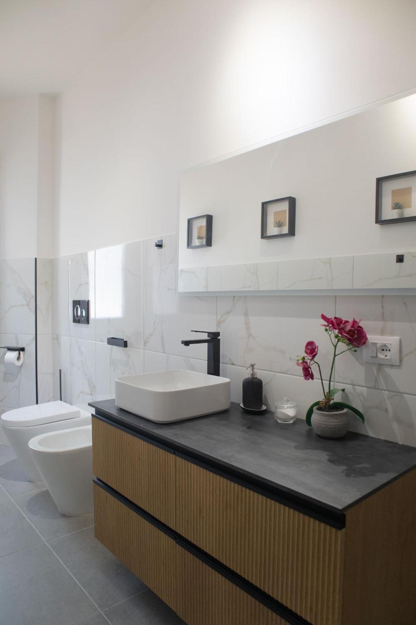 Sara'S Home - Modern Apartment Near Metro, Perfect For Families And Groups In Rome Exterior photo