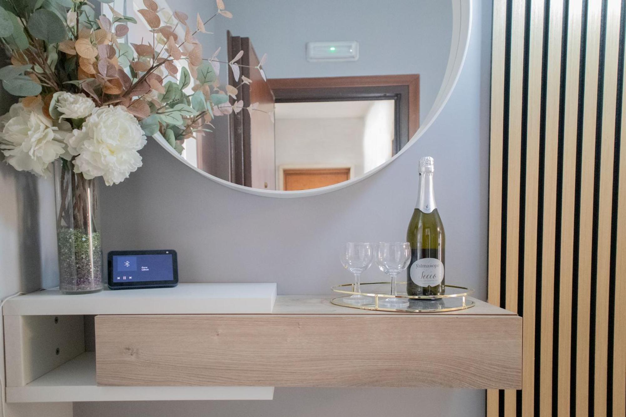 Sara'S Home - Modern Apartment Near Metro, Perfect For Families And Groups In Rome Exterior photo